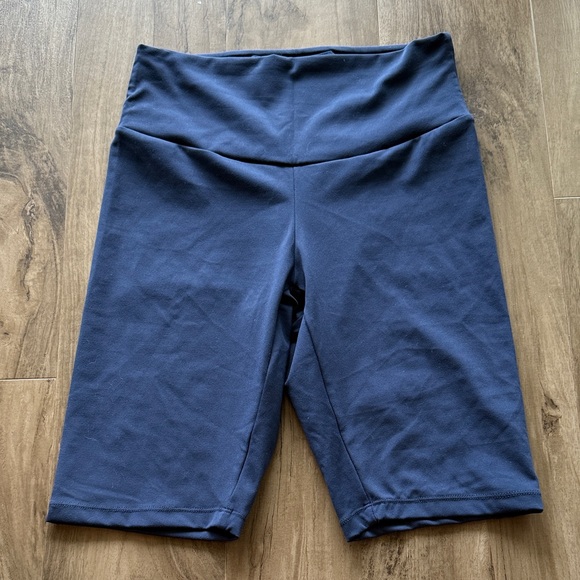 Women's Navy Bike Shorts - Picture 1 of 4